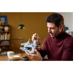 LEGO® Star Wars™: Millennium Falcon™ (75375) slika 3