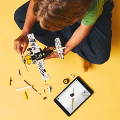 LEGO® Technic: Mala letala (42198) slika 4