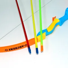 Lokostrelski set s puščicami s priseski 55 cm slika 3