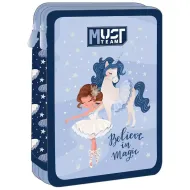 Luna: Must Team verjame v magijo, dvonadstropni poln peresnica z vzorcem samoroga