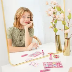 Make it Real: Blooming Beauty set cvetličnih ličil slika 4