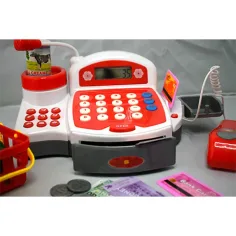 Rdeča funkcionalna električna blagajna z igralnim denarjem, izdelki in zvokom slika 4