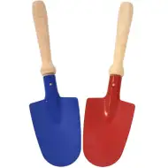 Rdeča kovinska koničasta lopata za peskovnik z lesenim ročajem