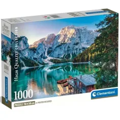 Smaragdno jezero Braies 1000 delni HQC puzzle s posterjem - Clementoni slika 1