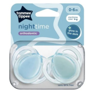 Tommee Tippee: Nočni komplet 2 kosov ortodontskih fluorescenčnih dud v več različicah (0–6 mesecev)