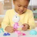 Peppa Pujsek: Oblečena figura Suzy s dodatki - Hasbro