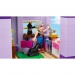 LEGO® Friends Glavna ulična zgradba (41704)